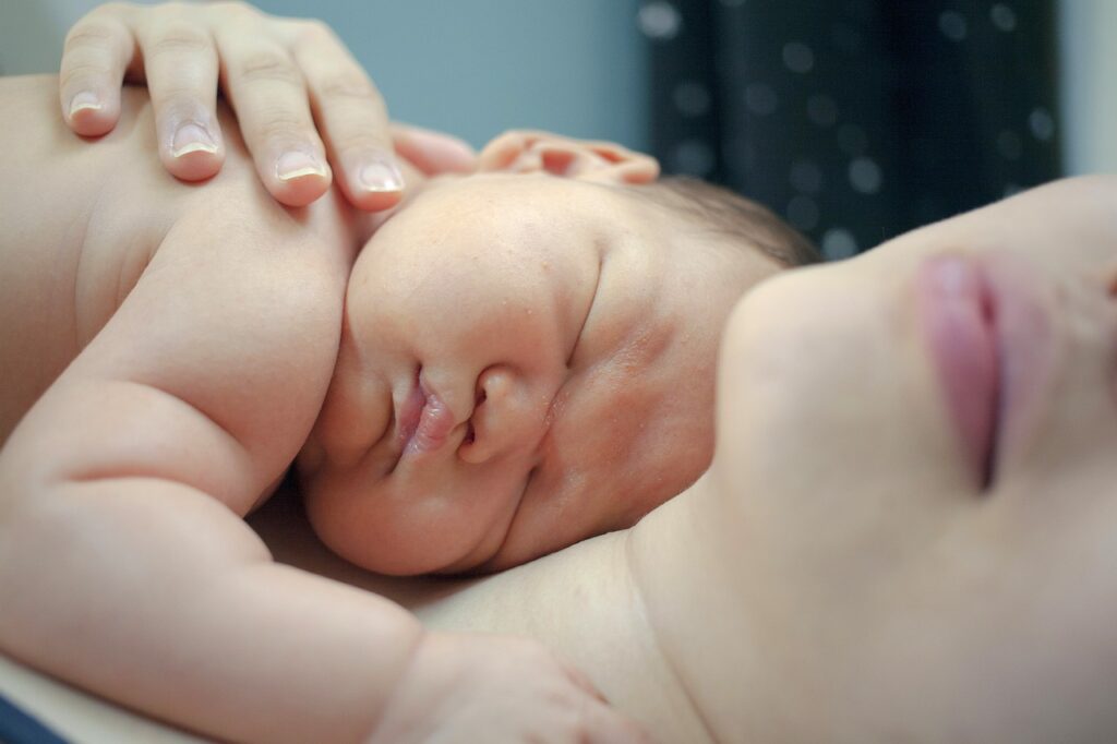 介護士として子育てと両立する際の悩み解決法は？